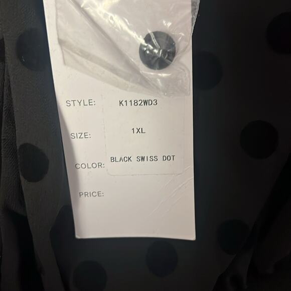 NWT Unique Vintage Swiss Dot Dress Size 1X - Picture 7 of 8